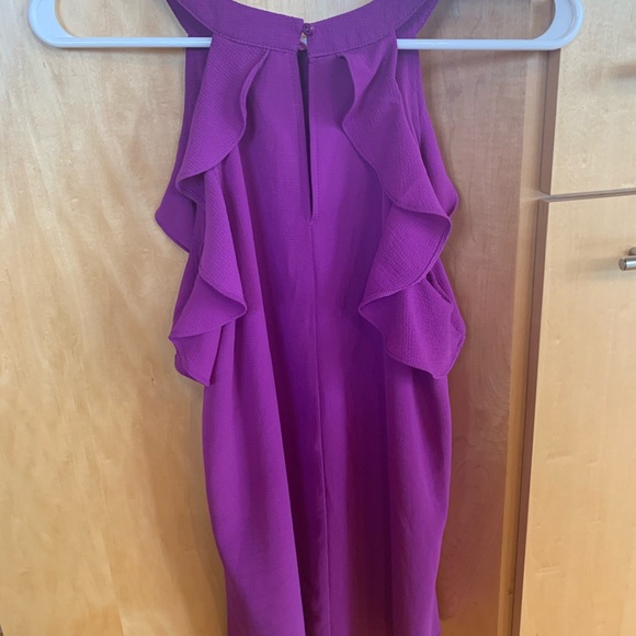 Beautiful purple sleeveless top - Picture 3 of 5